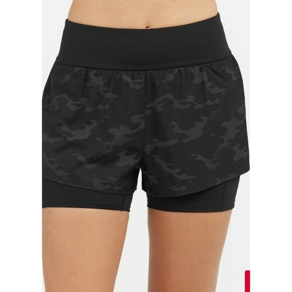 Spanx Black Camo The Get Moving Shorts NWT Women's Size XS